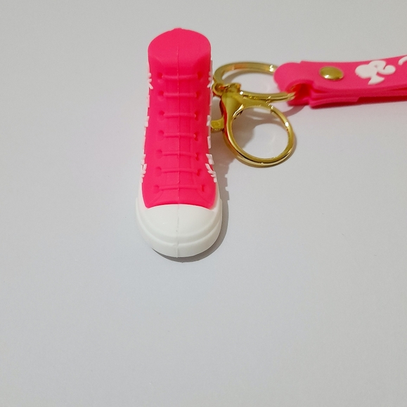 ● BARBIE | 3D sneaker keychain - Picture 4 of 14